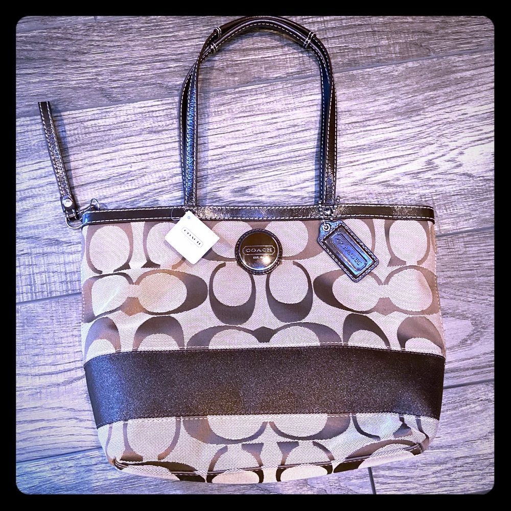NWT Coach Signature Stripe Tote